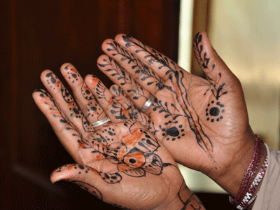 Henna decorations on the hands of a Harari woman